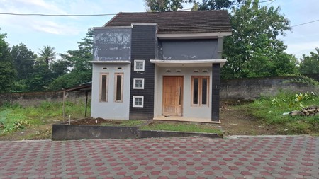 Rumah Tinggal Minimalis Lokasi di Daerah Argorejo Sedayu Bantul.