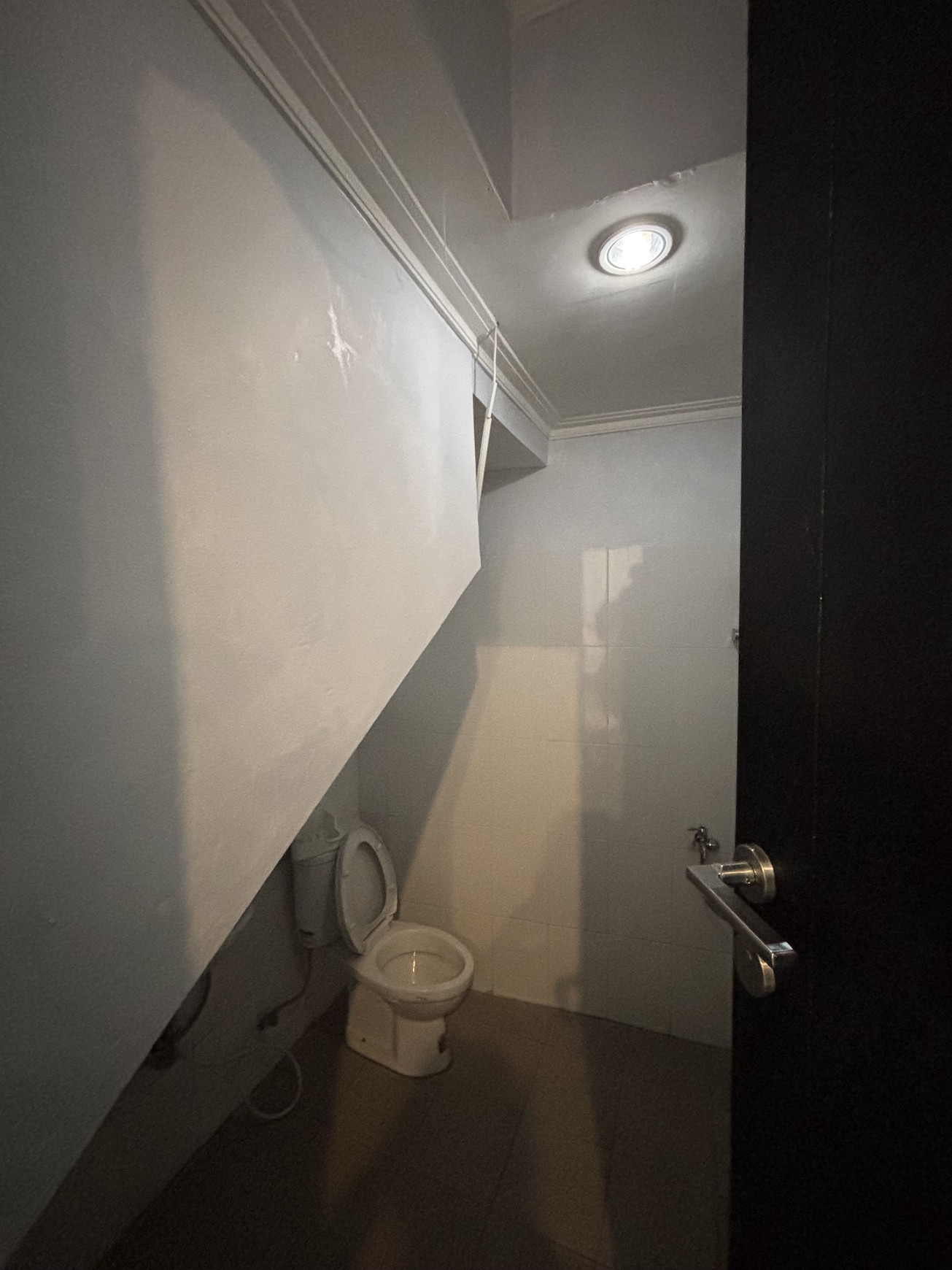 Rumah Minimalis Moderen Full Furnished, Hoek  di Askara Residence Cibubur 