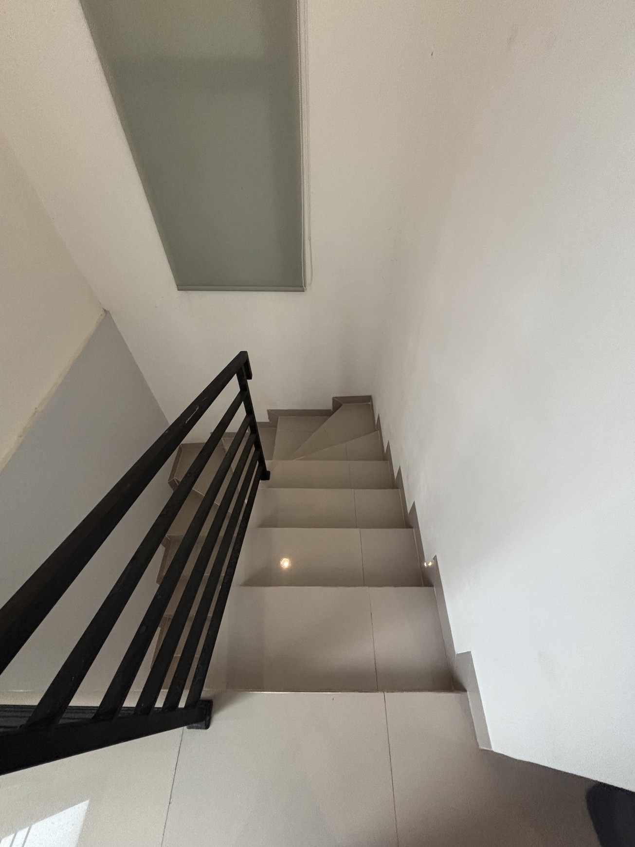 Rumah Minimalis Moderen Full Furnished, Hoek  di Askara Residence Cibubur 