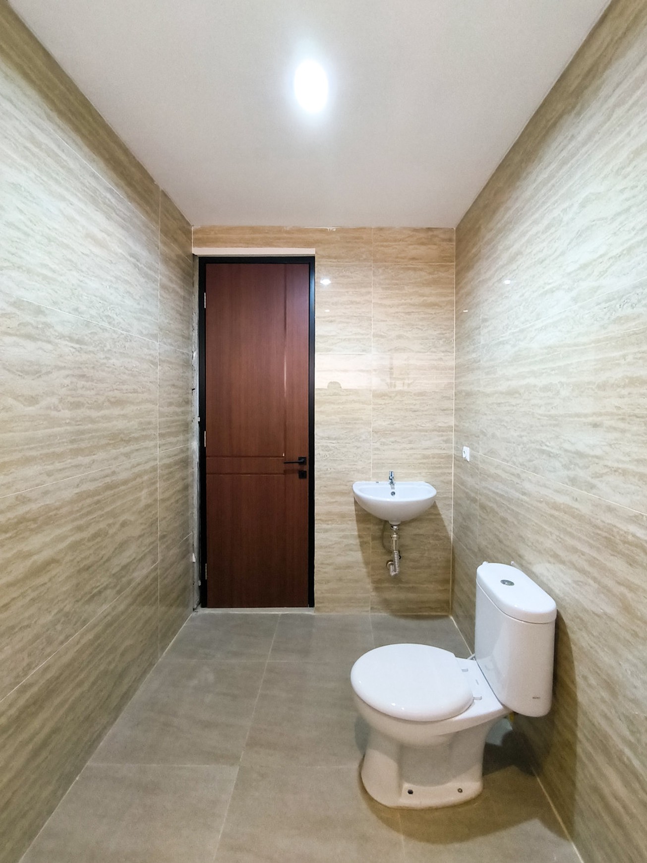 Rumah mewah,pool,lingkungan oke di Bintaro Jaya .