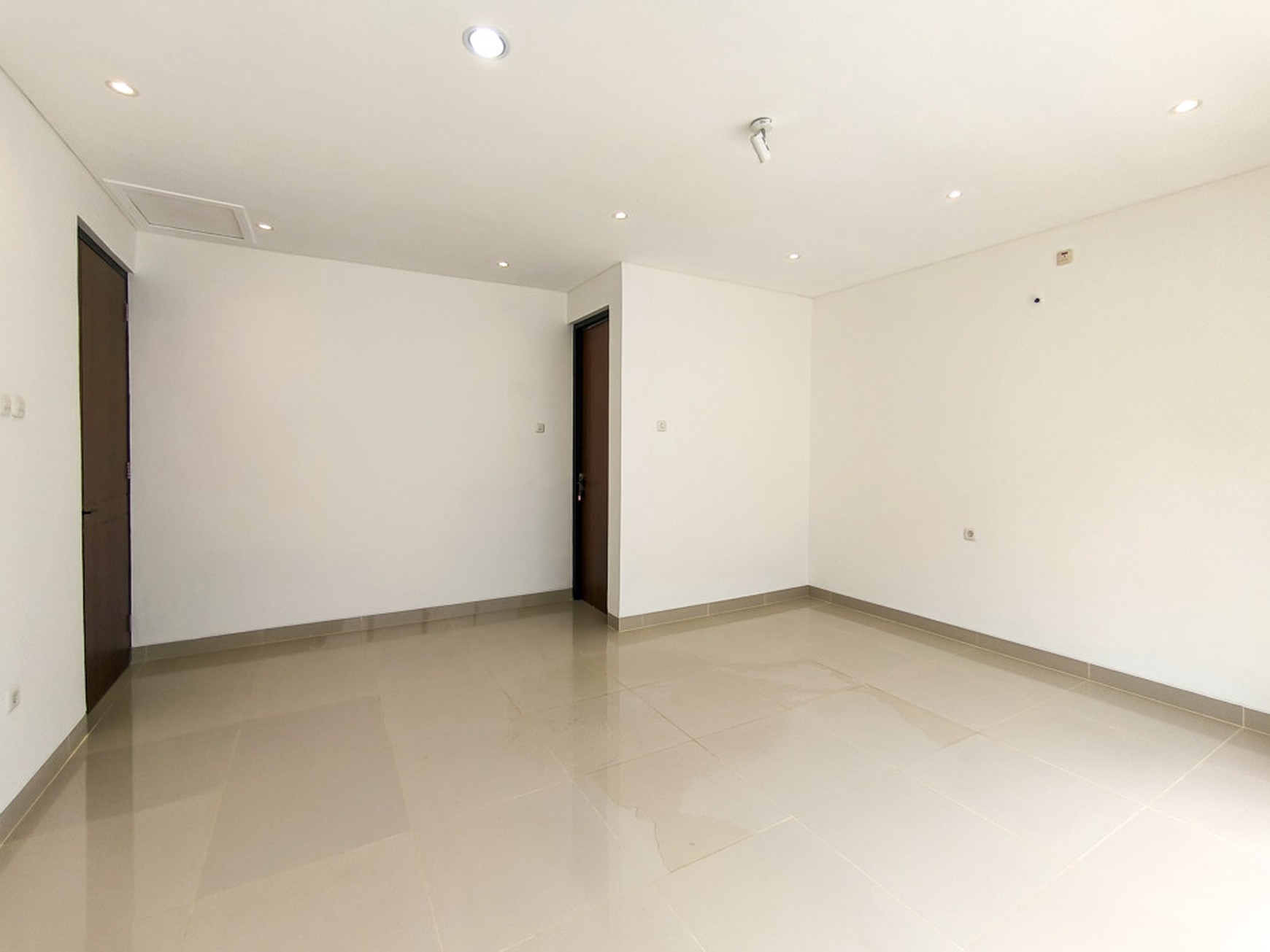 Rumah mewah,pool,lingkungan oke di Bintaro Jaya .