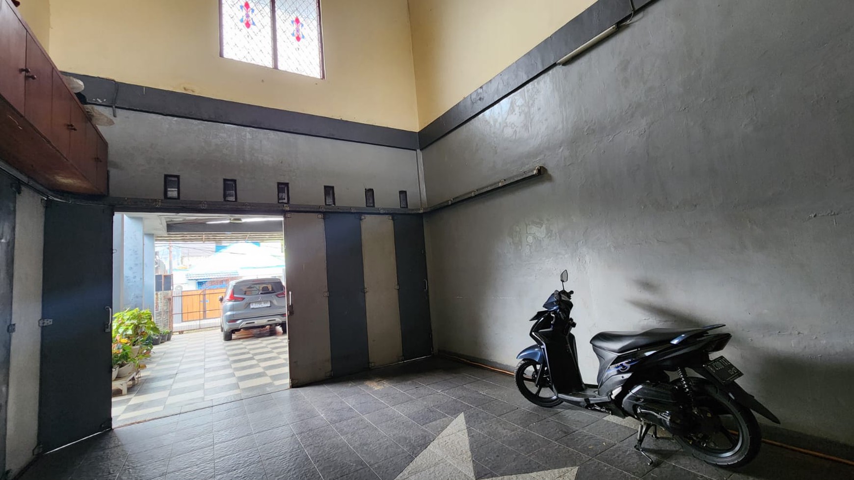Rumah 2 Lantai di Kelapa Dua Weton Ciracas
