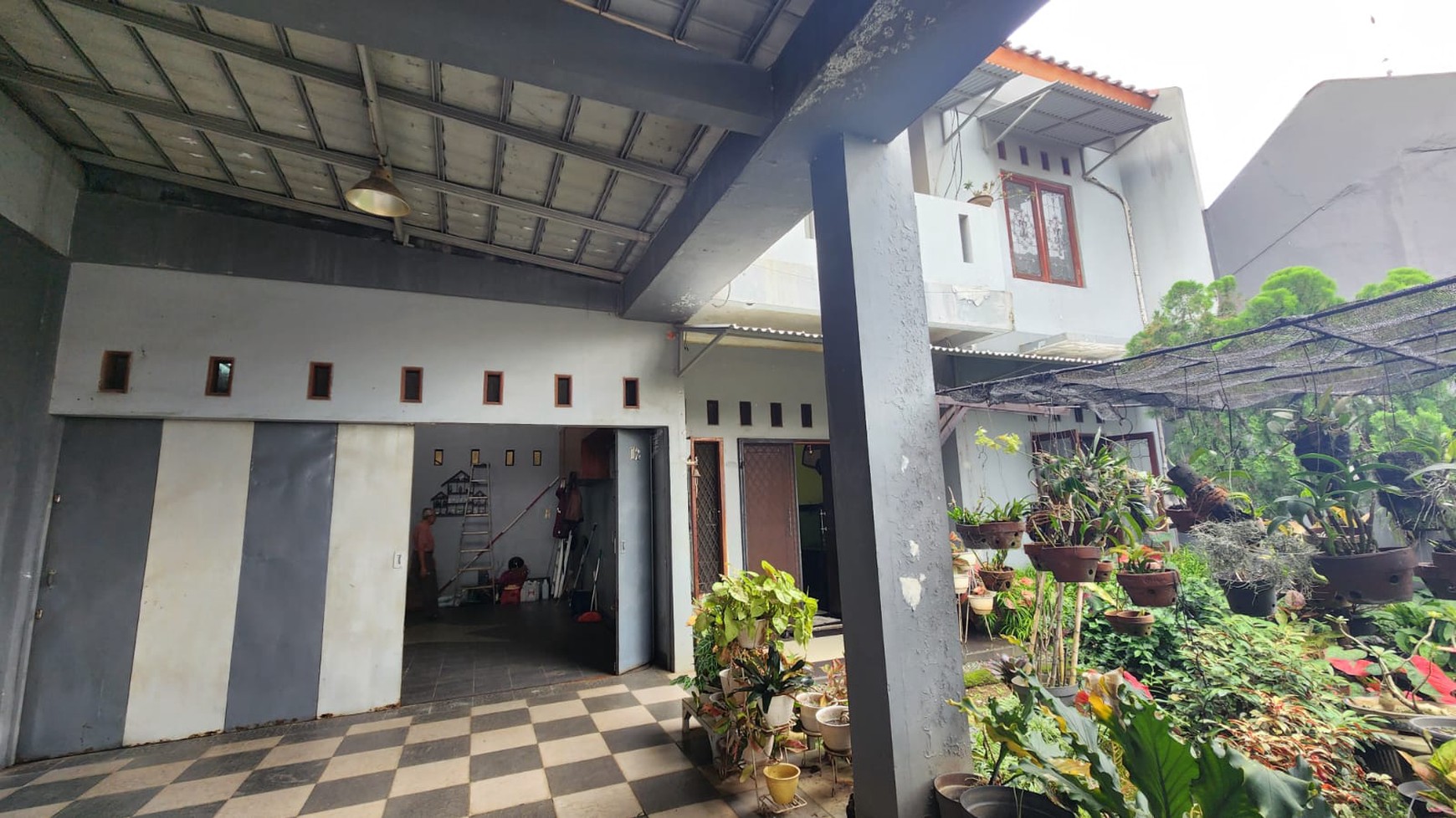 Rumah 2 Lantai di Kelapa Dua Weton Ciracas