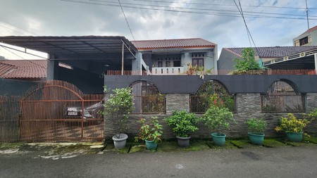 Rumah 2 Lantai di Kelapa Dua Weton Ciracas