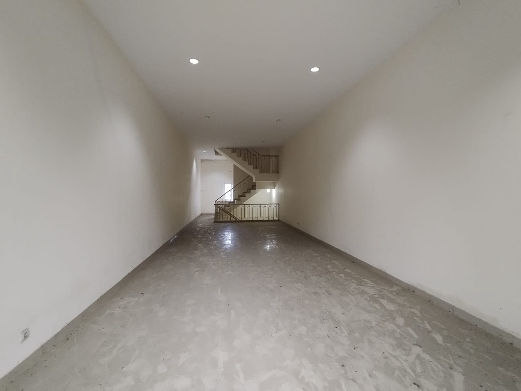 Disewakan Ruko Dekat Stasiun Tugu Pringgokusuman Gedongtengen Yogyakarta