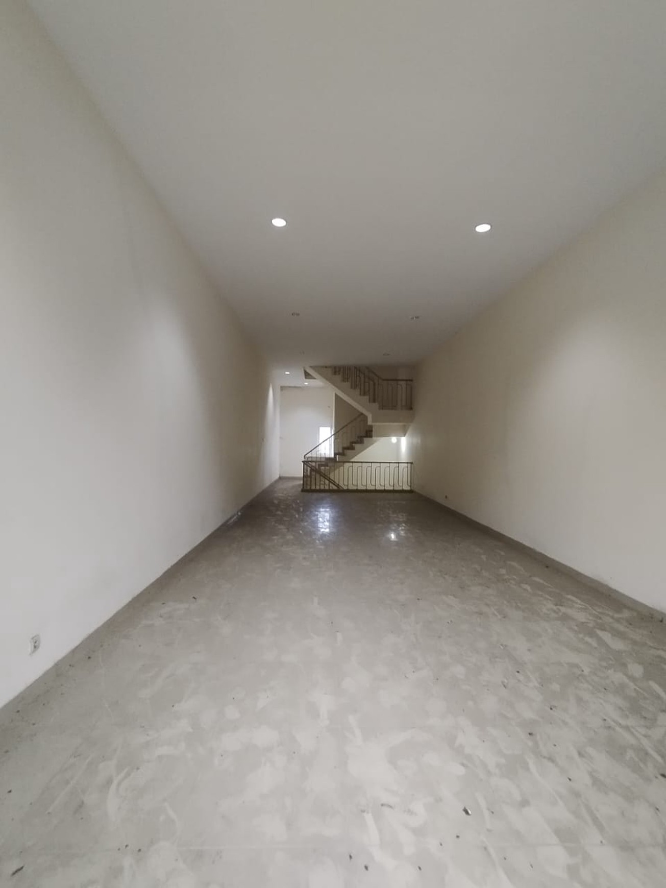 Disewakan Ruko Dekat Stasiun Tugu Pringgokusuman Gedongtengen Yogyakarta