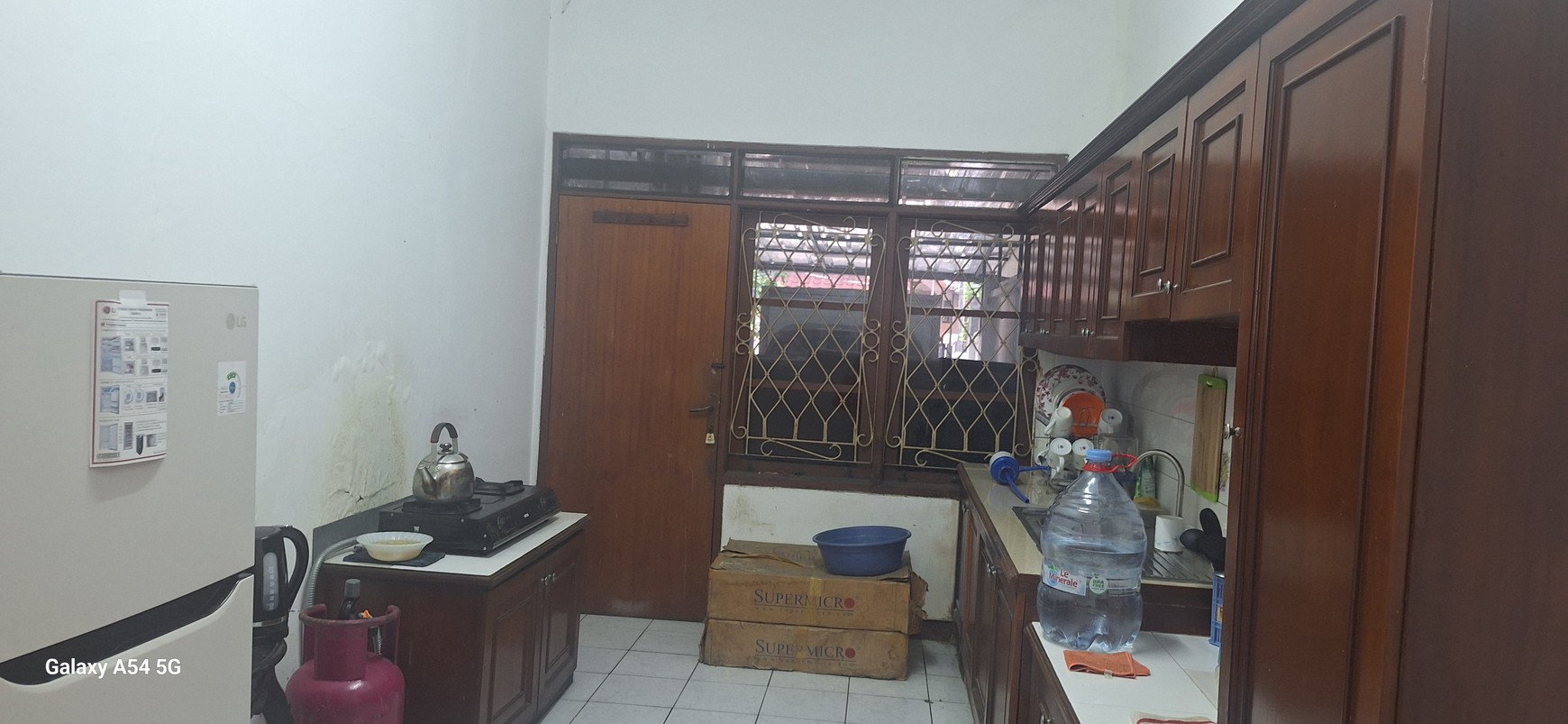 Dijual Rumah layak Huni Lokasi Strategis Dekat Pusat Business