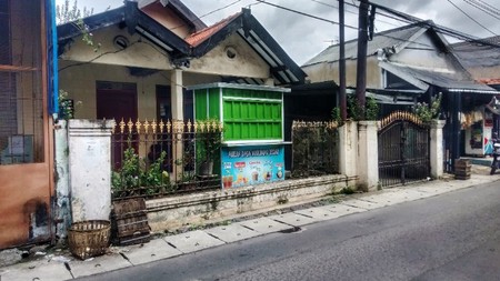 Rumah kost dukuh menanggal jalan utama 