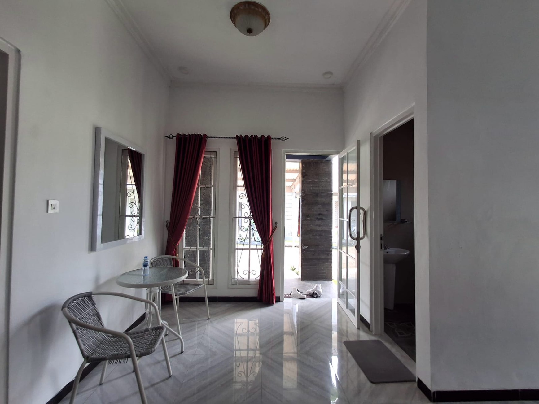 Rumah Mewah dalam Perumahan Paradise Cocok Untuk Keluarga, Dekat Kampus UII dan UGM