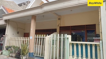 Dijual Rumah di Jl Banyu Urip Kidul Molin Surabaya