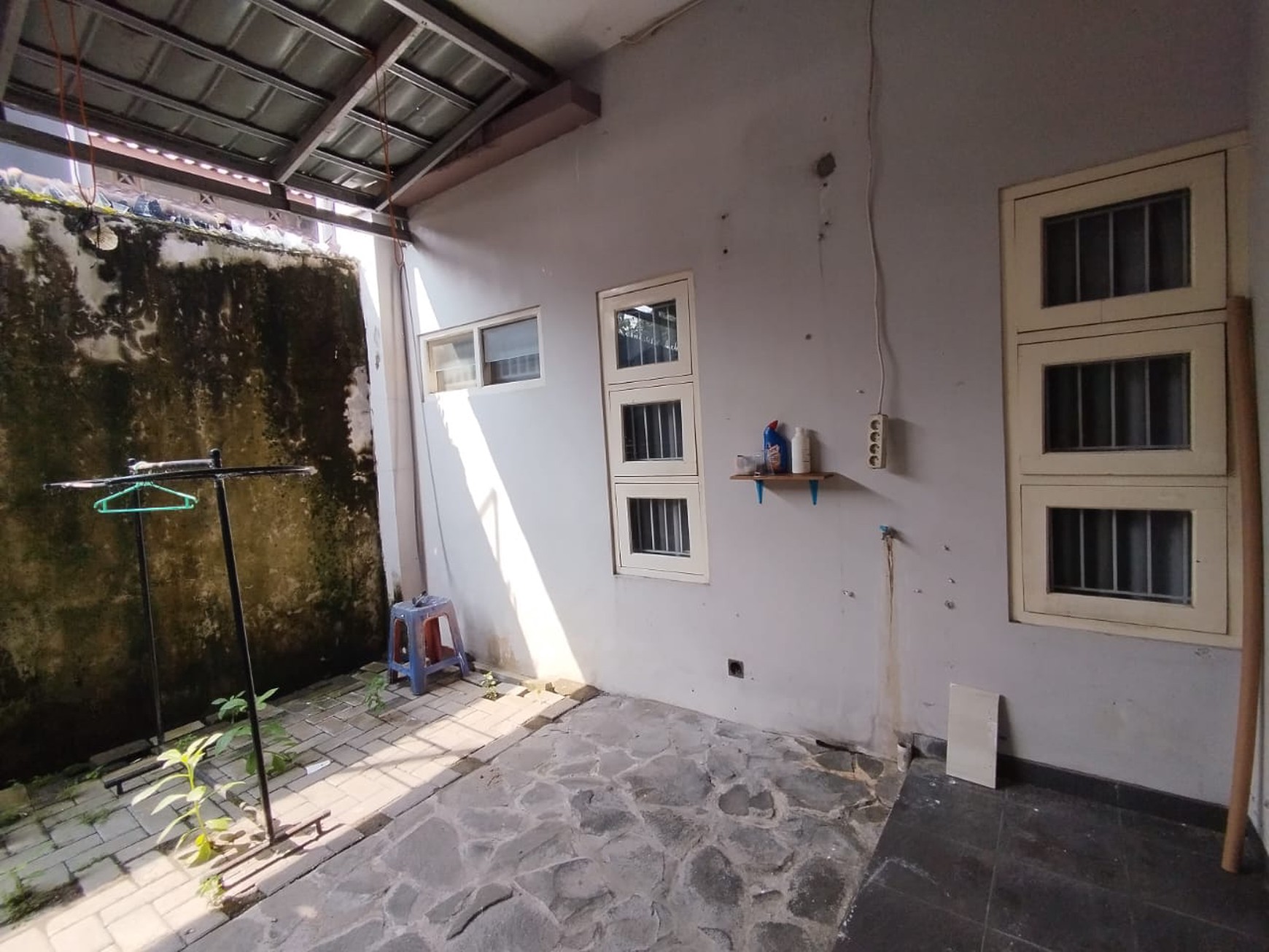 Rumah Dalam Perum Nusa Harmoni Tamantirto Kasihan Bantul