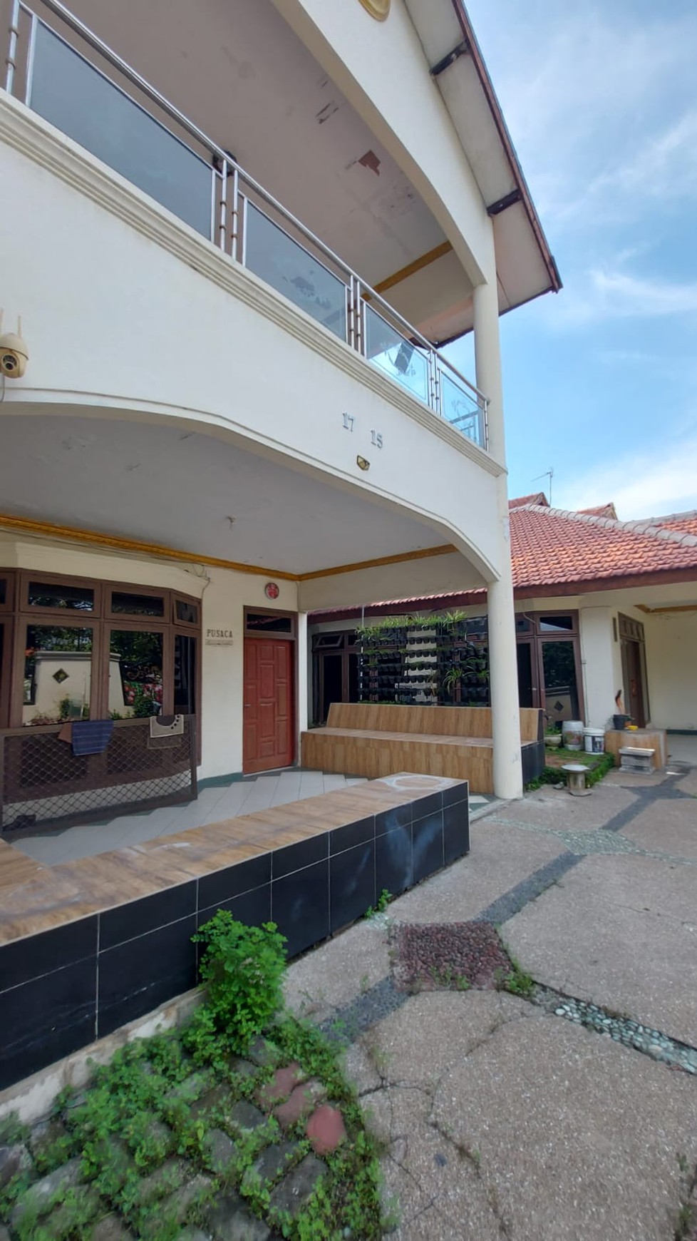 Dijual Cepat! Rumah Termurah Jemur Andayani Surabaya Dekat SMA Petra