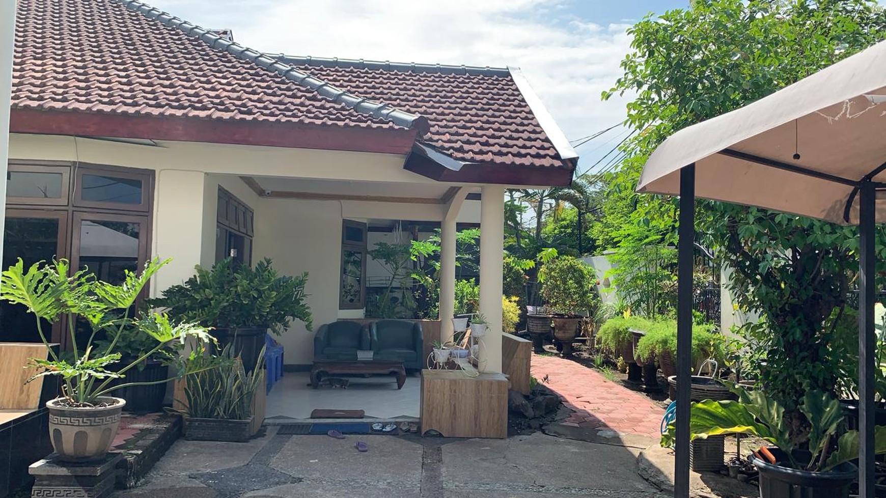 Dijual Cepat! Rumah Termurah Jemur Andayani Surabaya Dekat SMA Petra