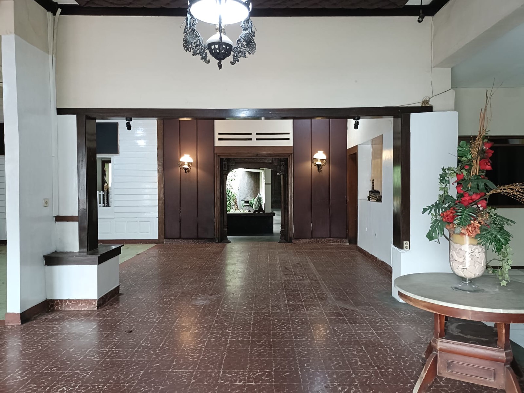 Disewakan Rumah di Tengah Kota Mainroad Pajajaran