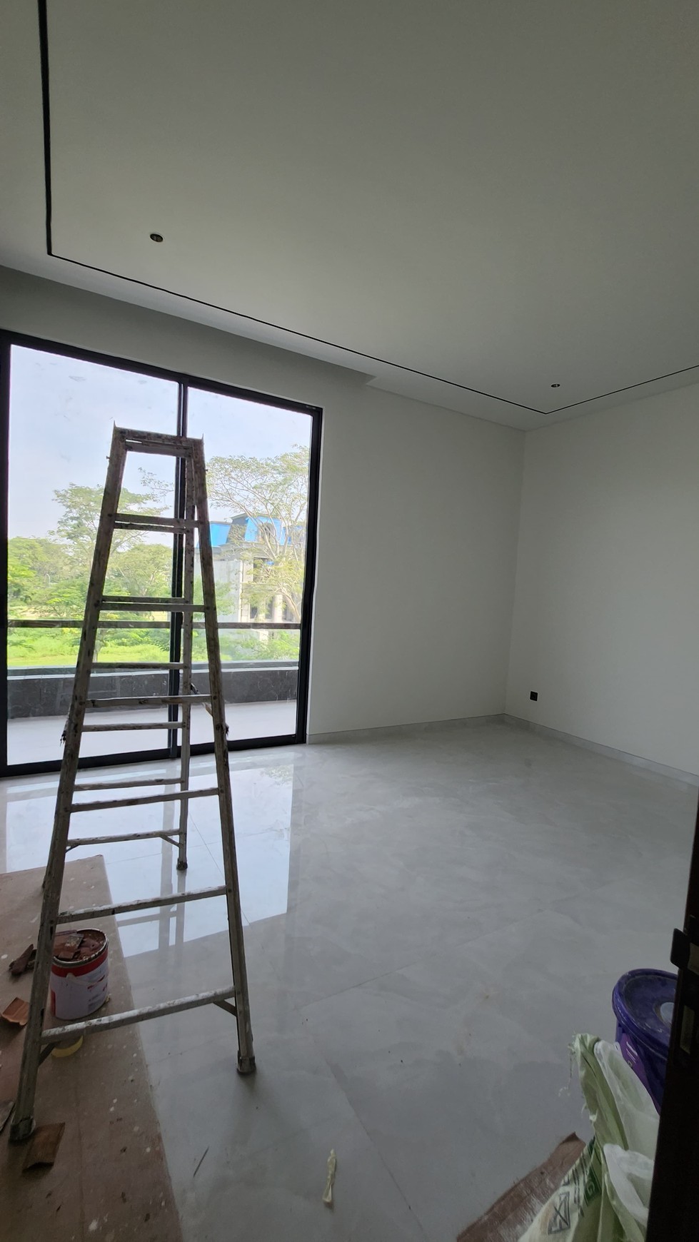 Dijual Rumah Bukit Golf Internasional Citraland Surabaya New Baru Dekat Pakuwon Indah, Graha Family, Villa Valensia, Dian Istana, Bukit Darmo Golf