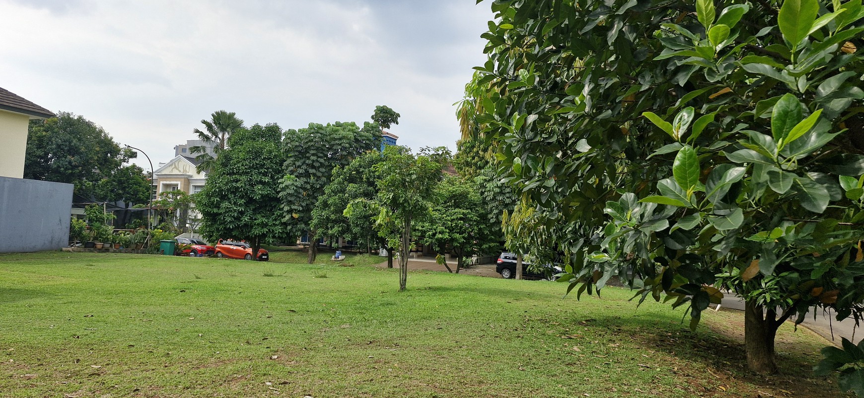 Kavling TERMURAH Hoek di Kota Wisata, Cibubur