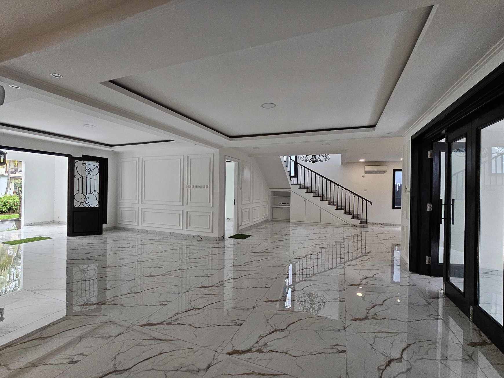 Rumah Bagus, Mewah, dan Asri ada Kolam Renang di Bintaro Jaya, Sektor 8 