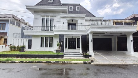Rumah Bagus, Mewah, dan Asri ada Kolam Renang di Bintaro Jaya, Sektor 8