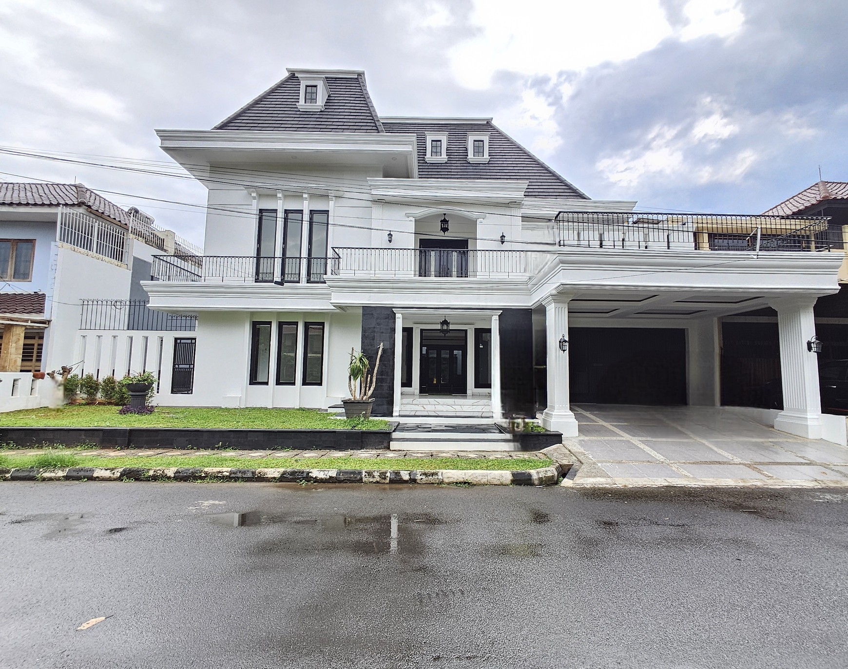 Rumah Bagus, Mewah, dan Asri ada Kolam Renang di Bintaro Jaya, Sektor 8 