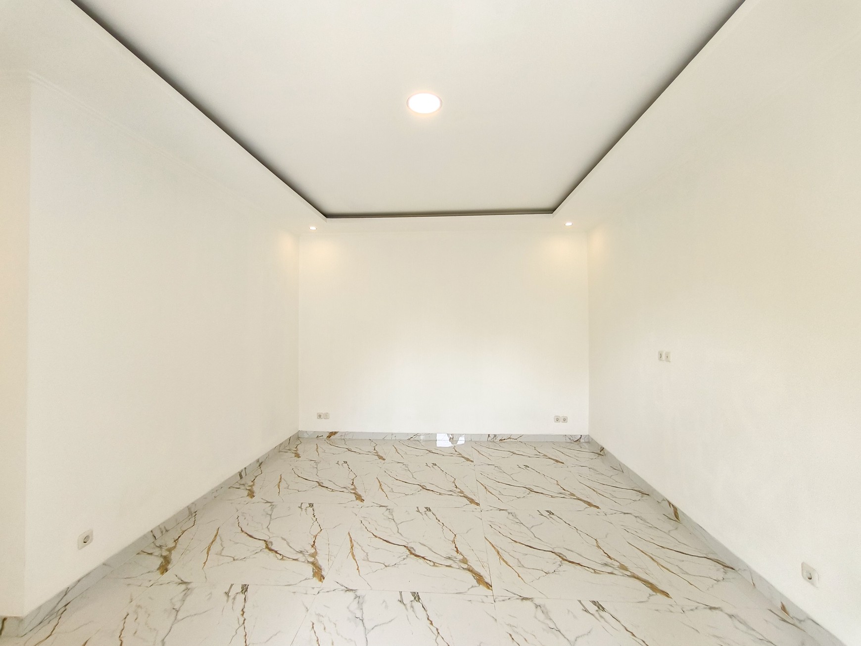 Rumah Bagus, Mewah, dan Asri ada Kolam Renang di Bintaro Jaya, Sektor 8 