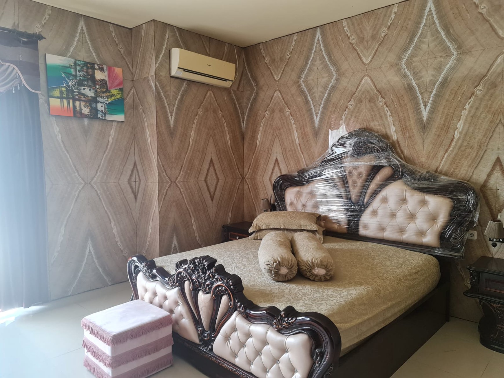Turun Harga Royal Residence Luas 300m2 Wiyung Sby