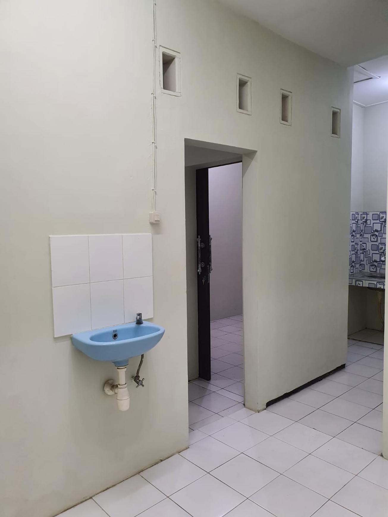 Rumah 2 Kamar di Surabaya Timur, SHM, Harga Nego