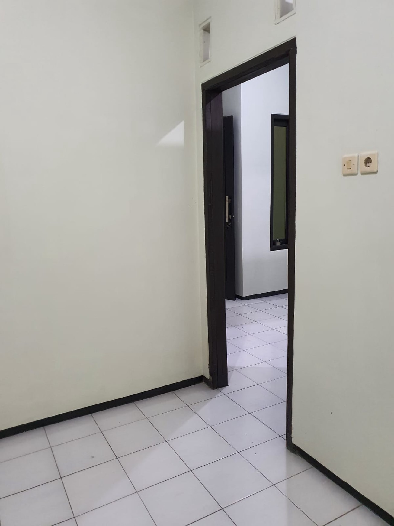 Cari Rumah Murah? 975 Juta SHM 1 Lantai Surabaya