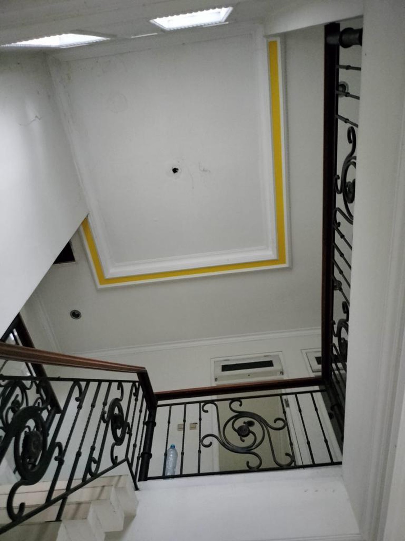 Rumah Premium Penjaringan Sari, 4KT, Harga 2.3 M Nego