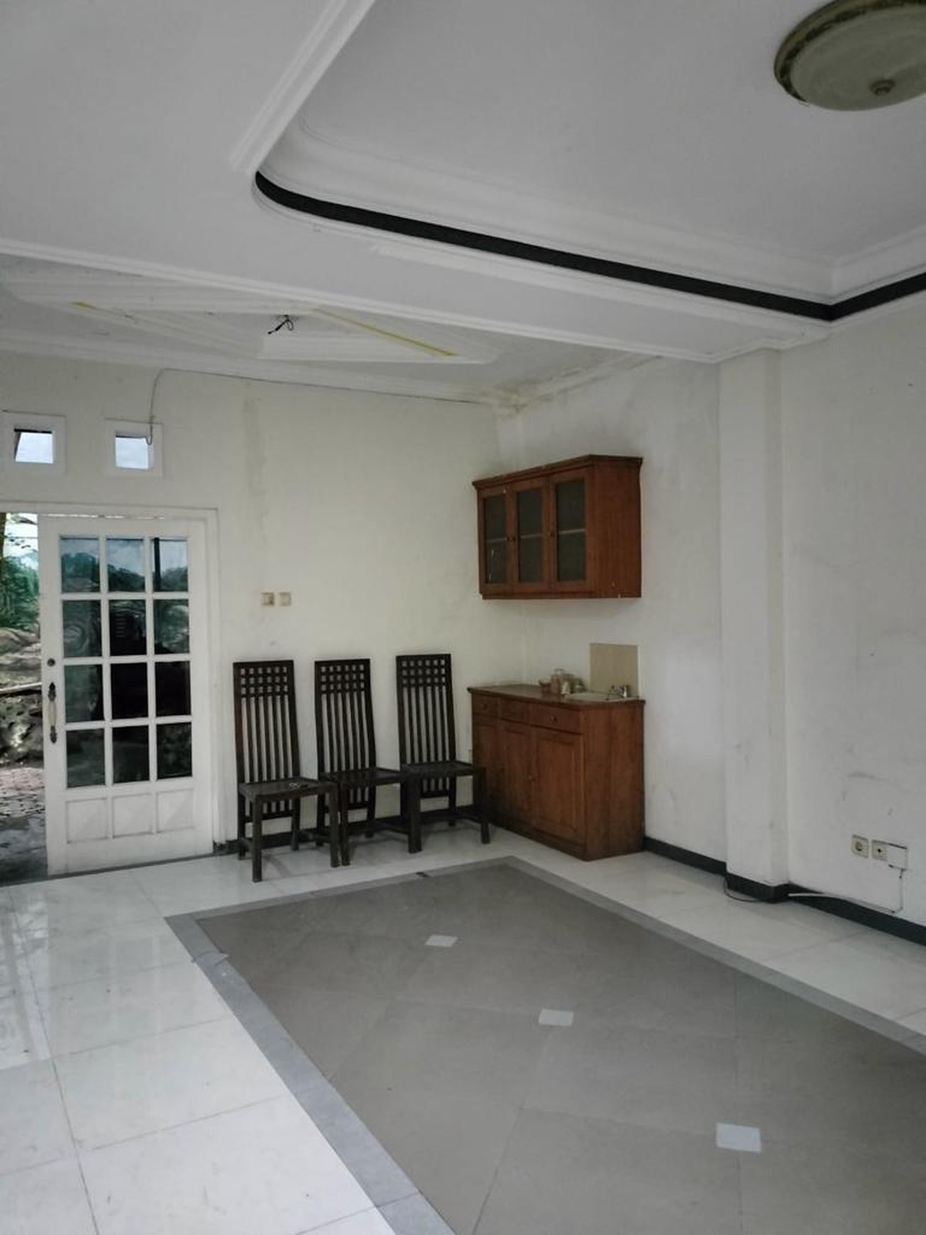 Rumah 4+1 KT Dekat MERR & UPN SHM Harga Nego