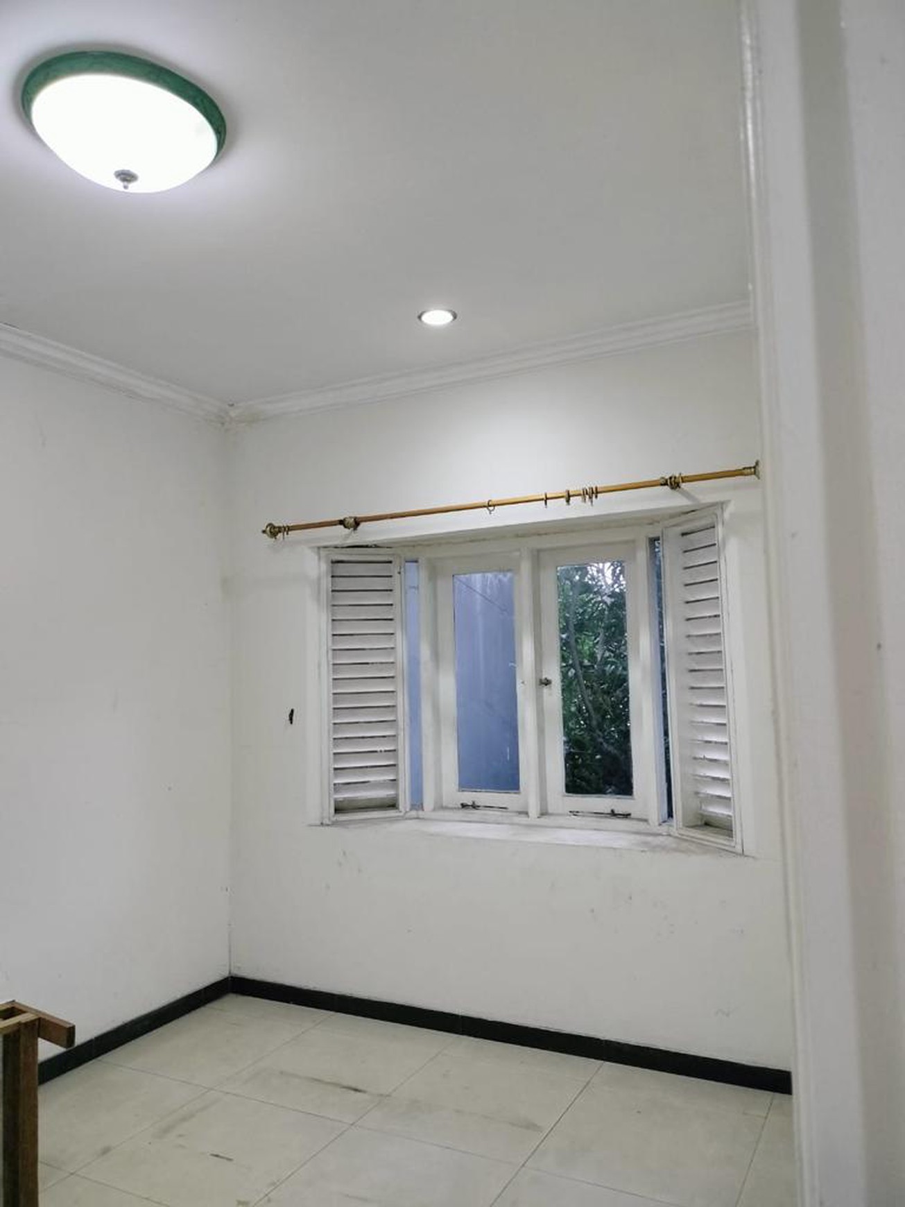 Rumah 4+1 KT Dekat MERR & UPN SHM Harga Nego