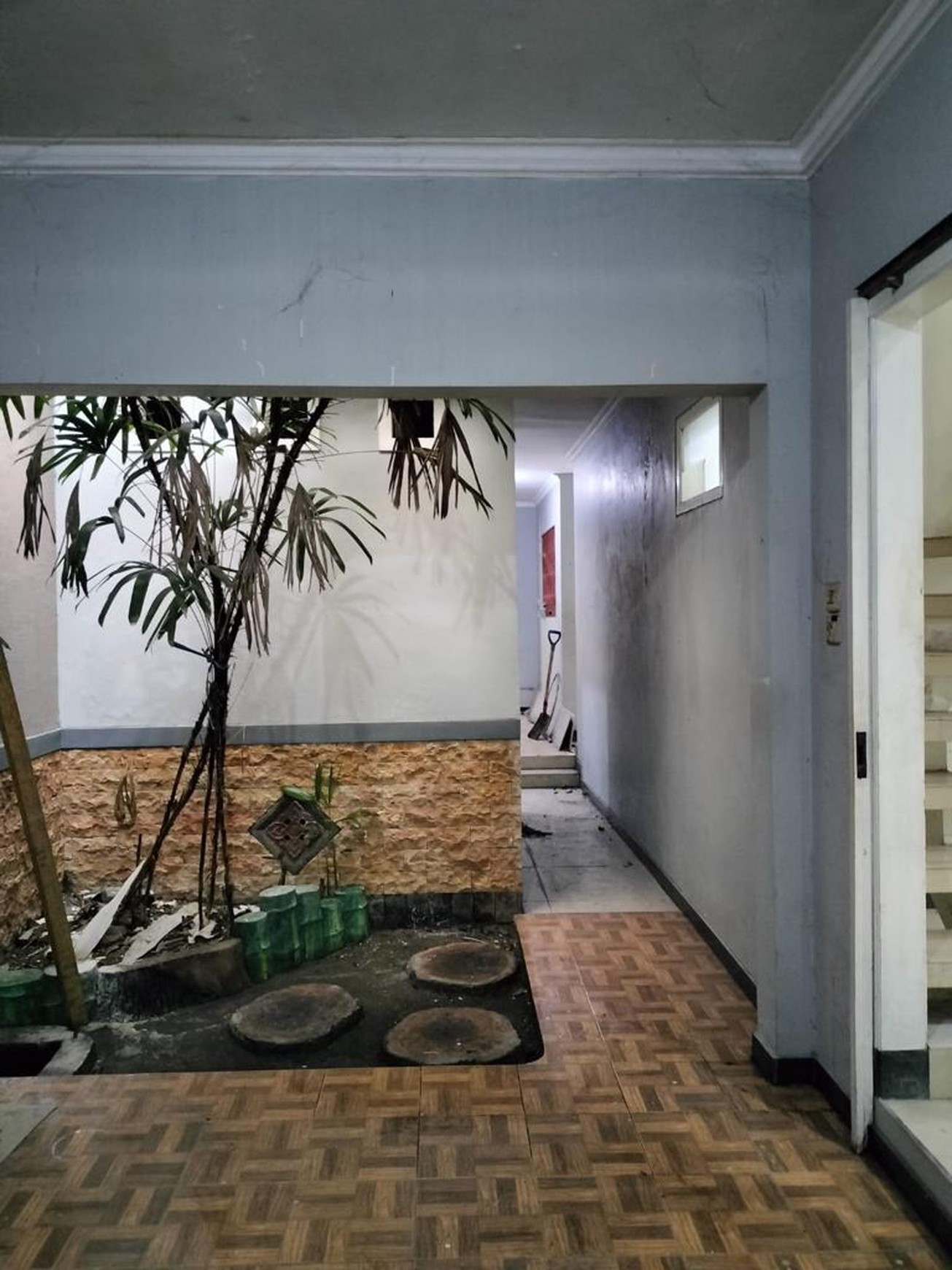 Rumah 4+1 KT Dekat MERR & UPN SHM Harga Nego