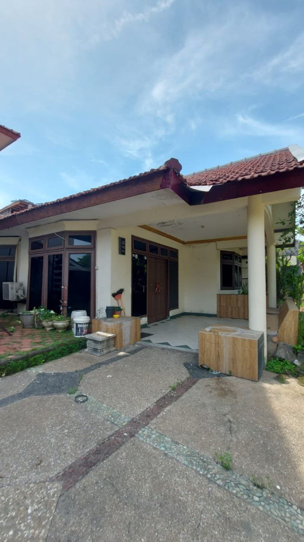 Dijual Rumah Elit Surabaya Selatan, Lokasi Premium Wonocolo