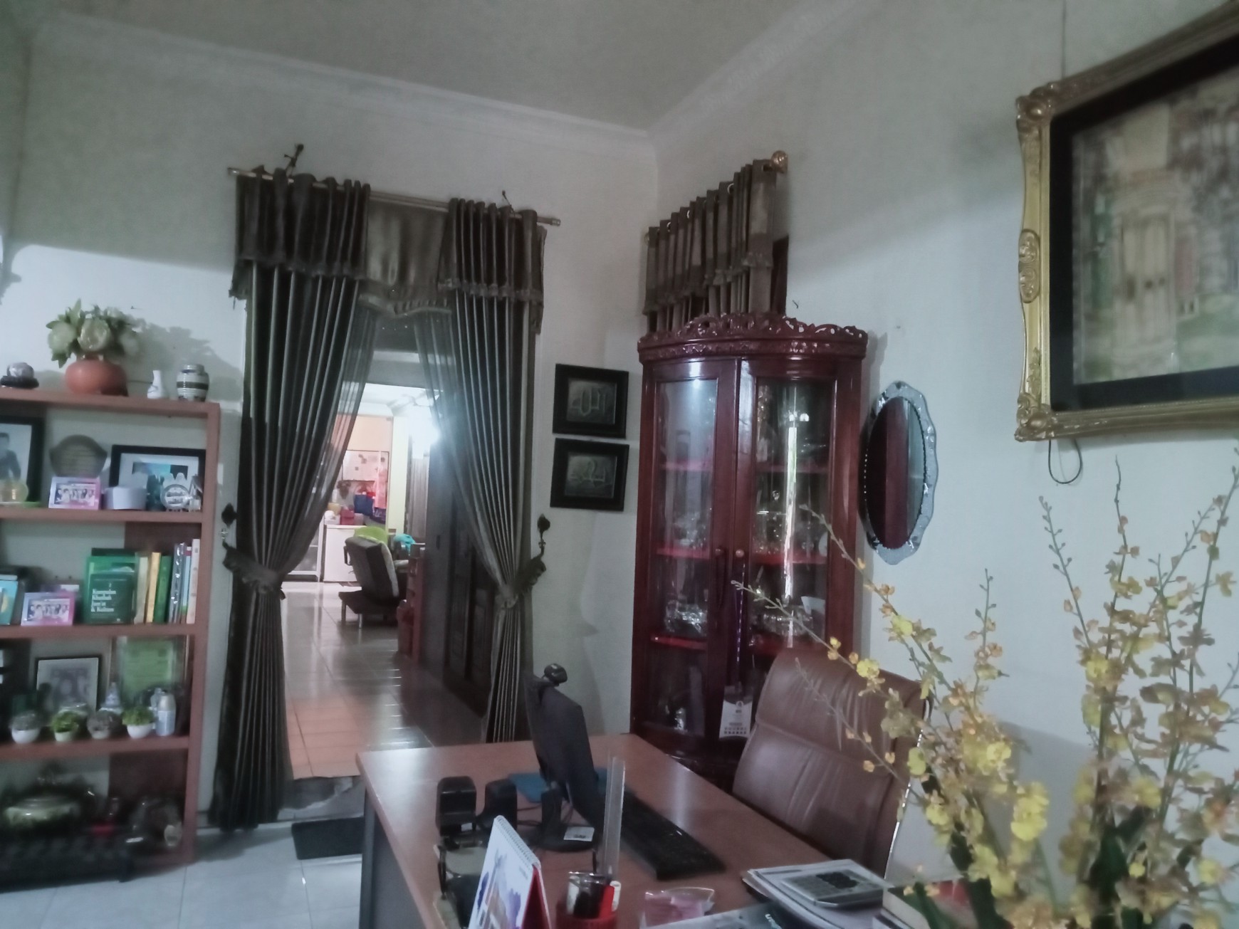 Dijual Rumah Taman Indah Gayungan 3, 5 M Nego