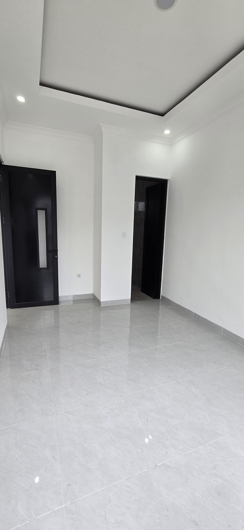 rumah 2 lantai baru di Kencana Loka BSD City dekat dengan Stasiun Rawabuntu dan EXIT Tol