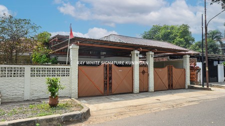 Dijual Rumah Lama Terawat di Jl Wijaya VII Lokasi Prime