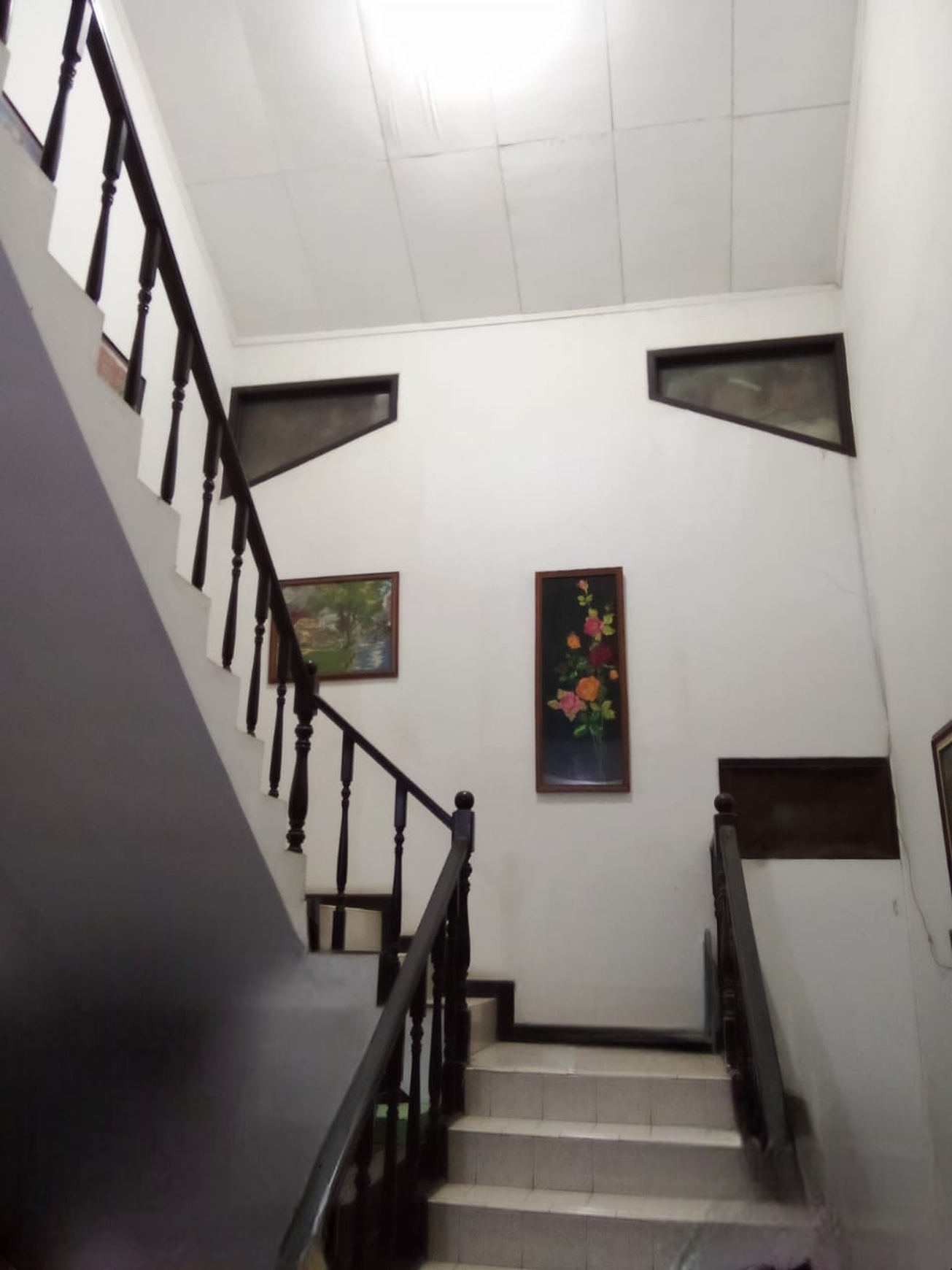 ijual Rumah 2 Lantai Siap Huni Lokasi Strategis di Gandul, Cinere