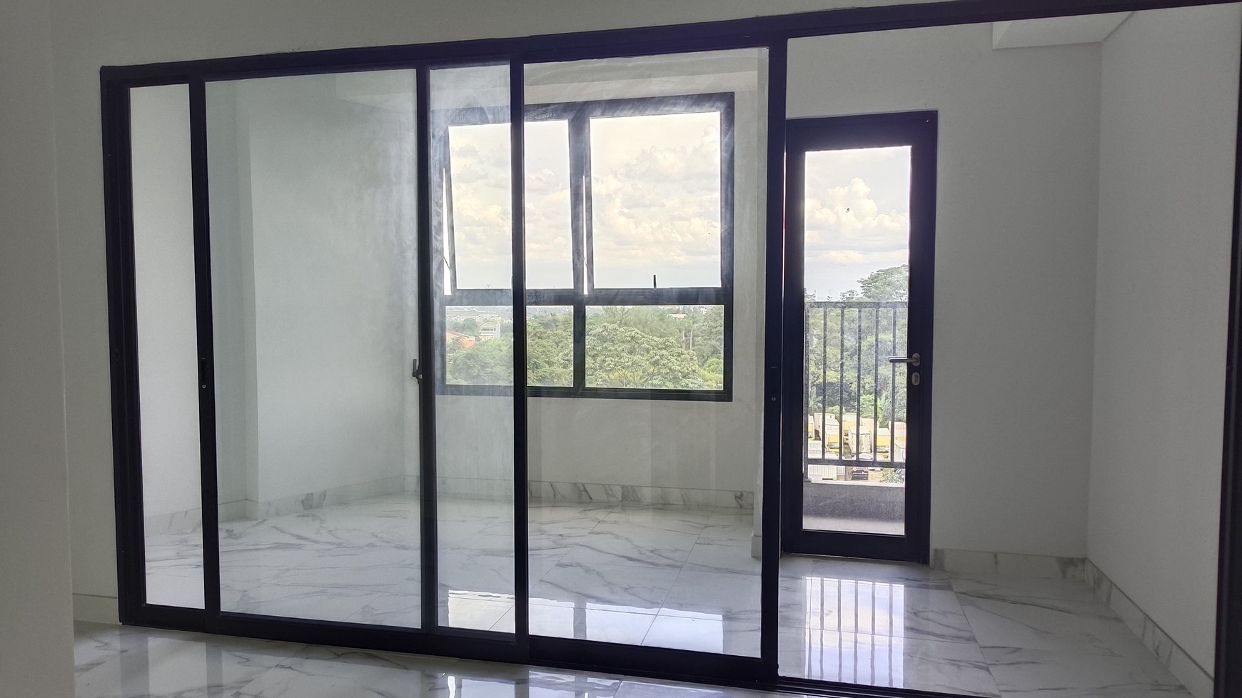 Apartemen mewah dan asri dijual, The Parc South City