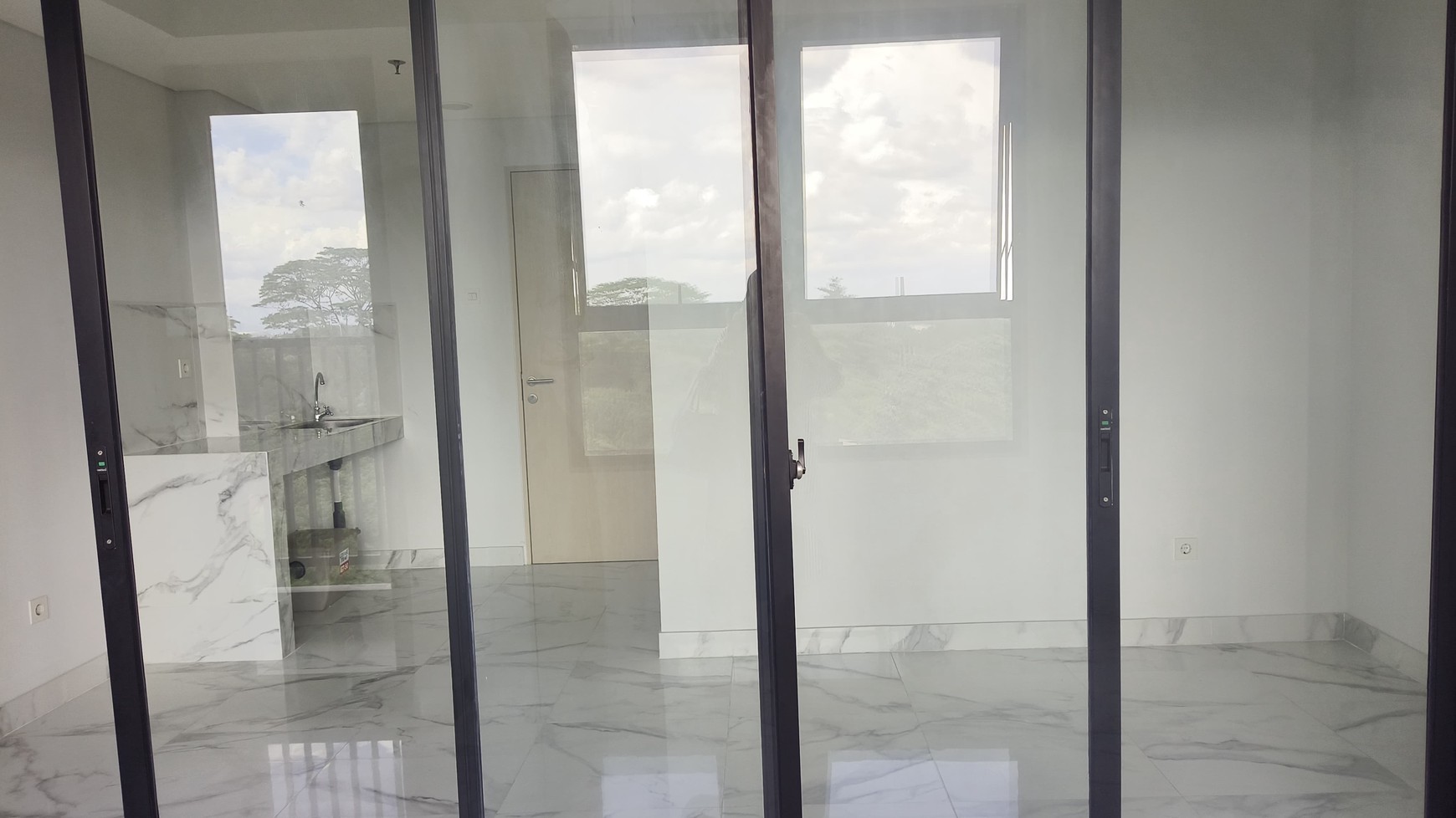 Apartemen mewah dan asri dijual, The Parc South City