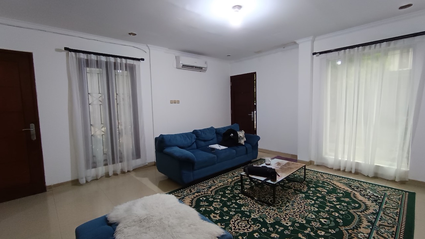 Dijual Rumah 2 Lantai Asri dan Nyaman Lokasi Strategis di Jagakarsa, Jakarta Selatan