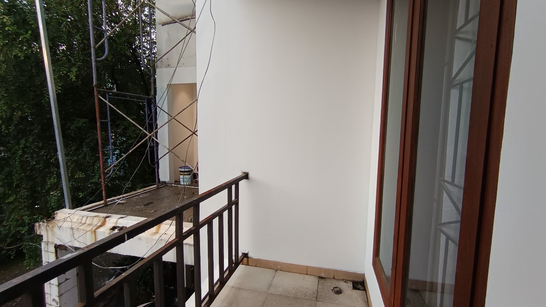 Dijual Rumah 2 Lantai Asri dan Nyaman Lokasi Strategis di Jagakarsa, Jakarta Selatan