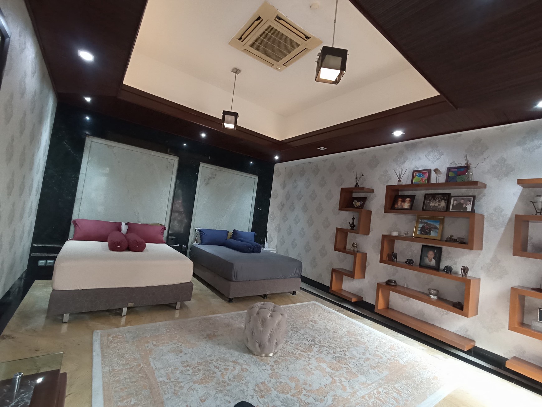 Dijual Rumah Mewah dan Asri di Pondok Indah - Hunian Eksklusif di Lokasi Premium