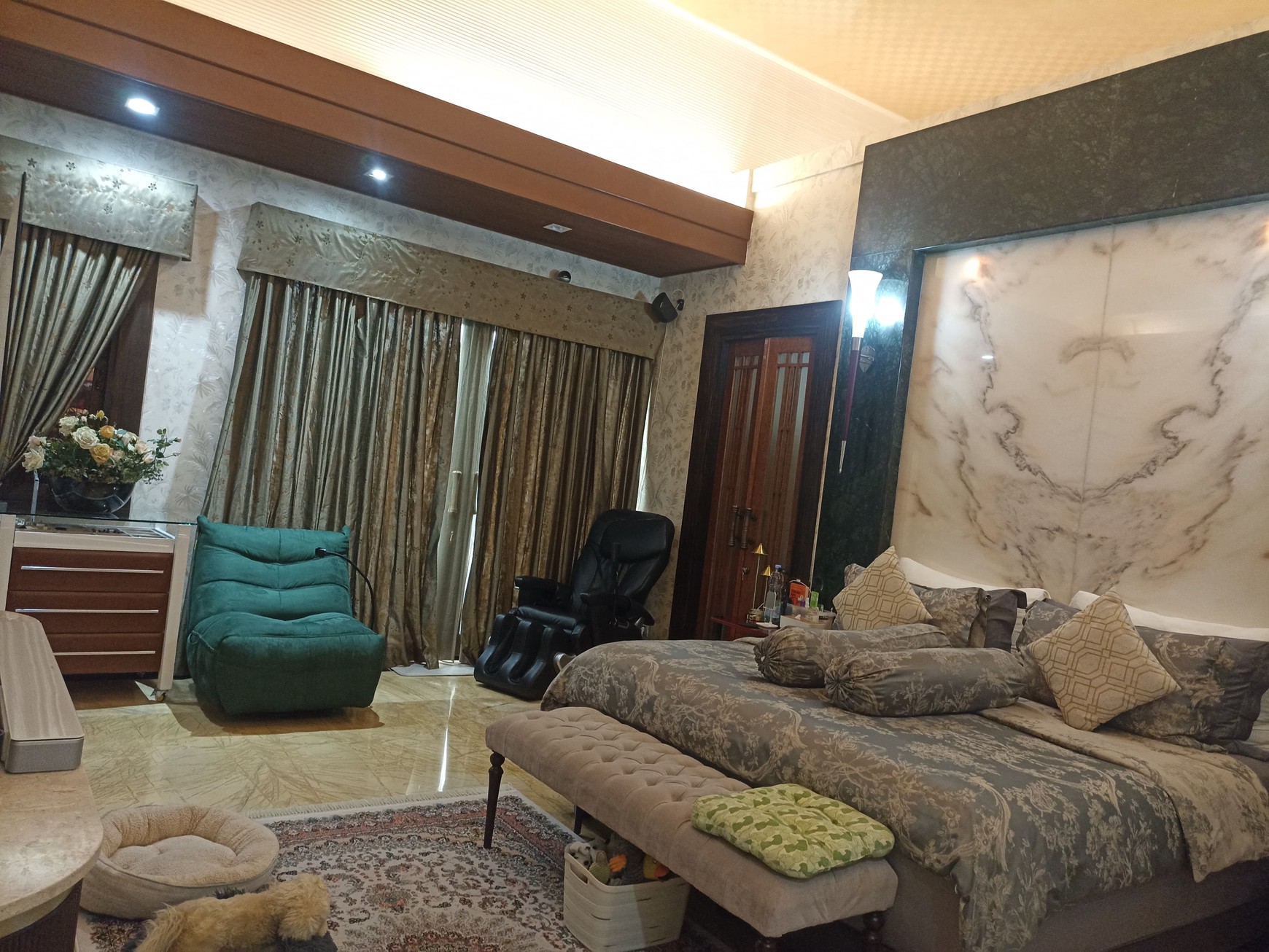 Dijual Rumah Mewah dan Asri di Pondok Indah - Hunian Eksklusif di Lokasi Premium