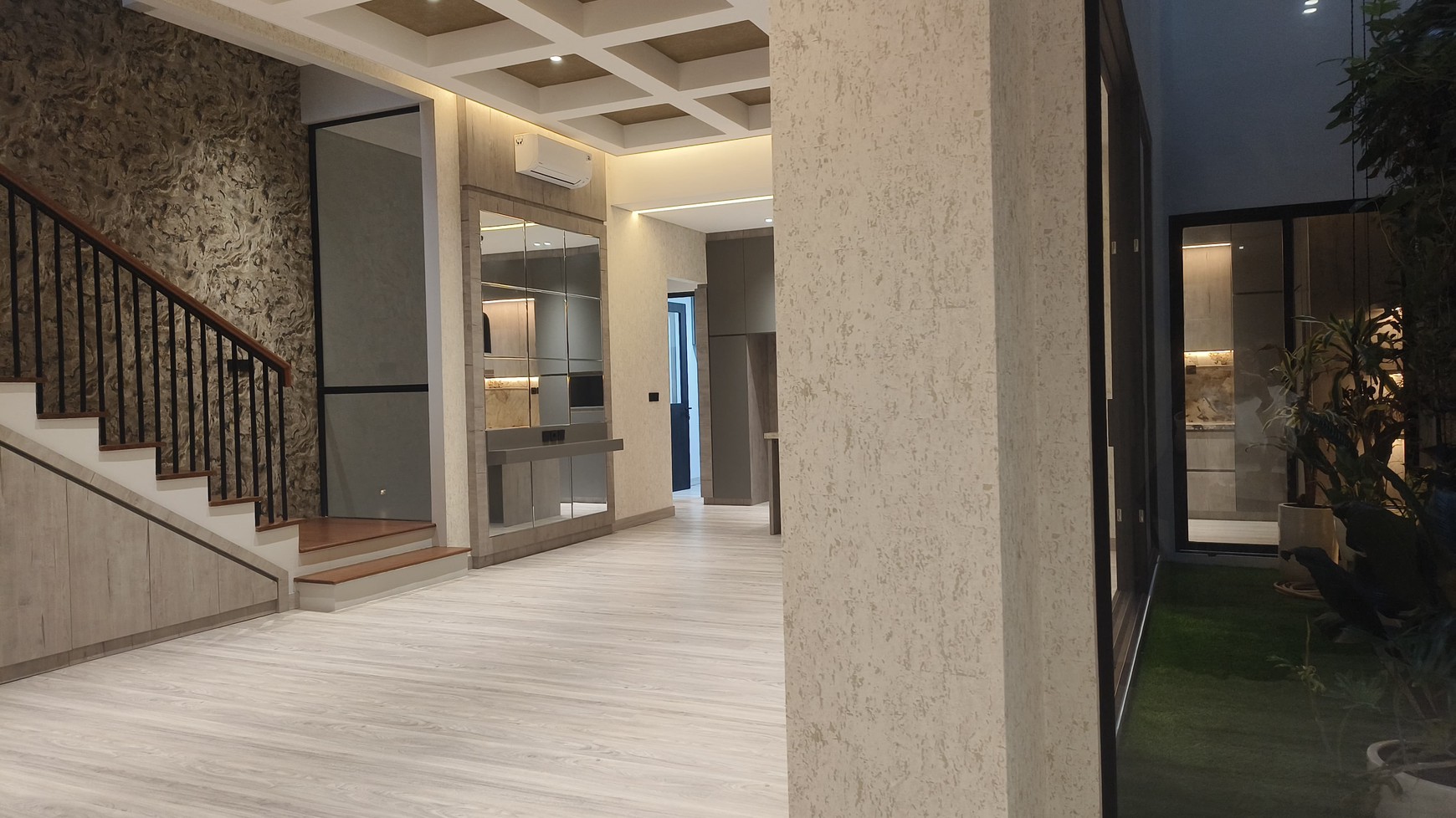 Rumah Mewah dijual di Pondok Indah - Elegan, luas dan siap Huni