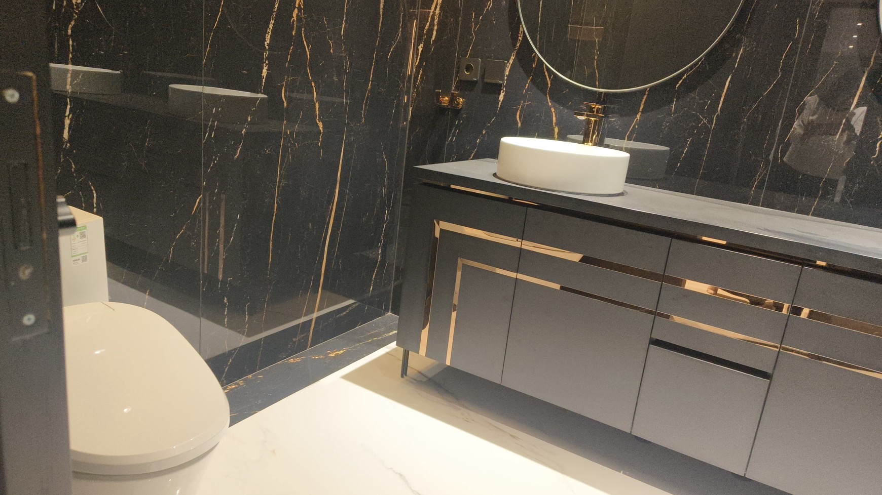 Rumah Mewah dijual di Pondok Indah - Elegan, luas dan siap Huni