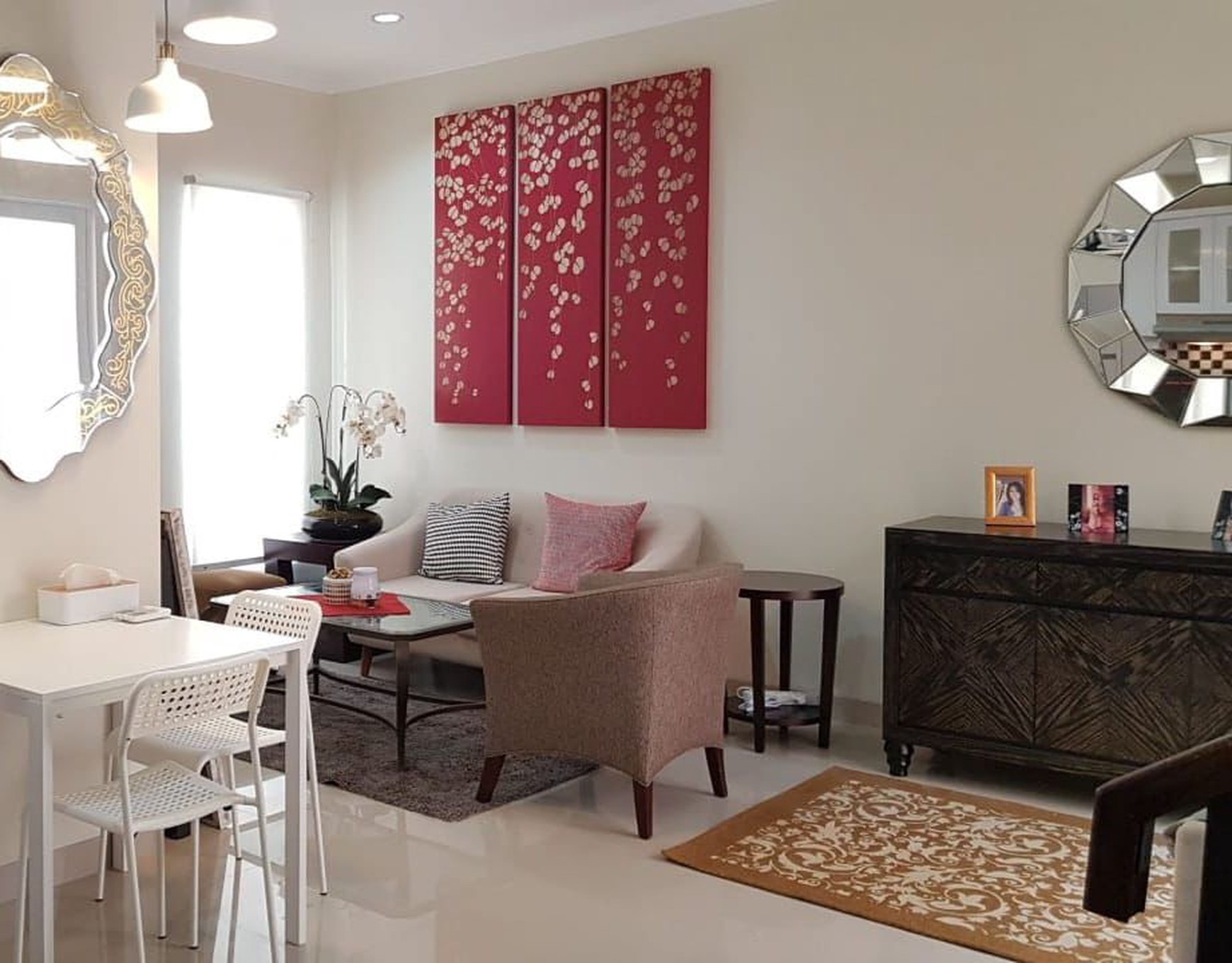 Beli Rumah dalam Cluster aman dan nyaman,Lokasi Terbaik diCirendeu. Tangsel Rasa Jaksel.