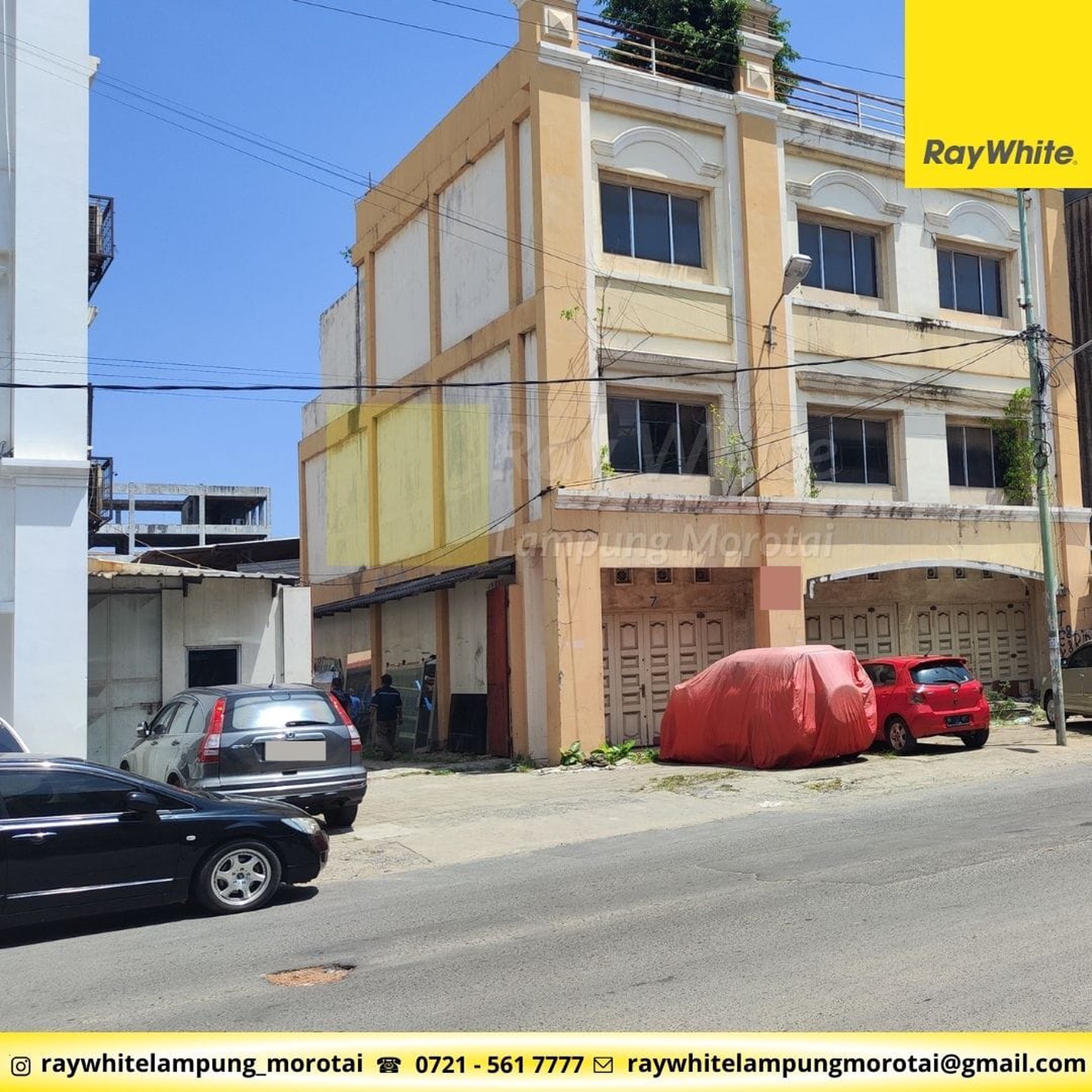 Dijual Ruko Premium 3 Pintu