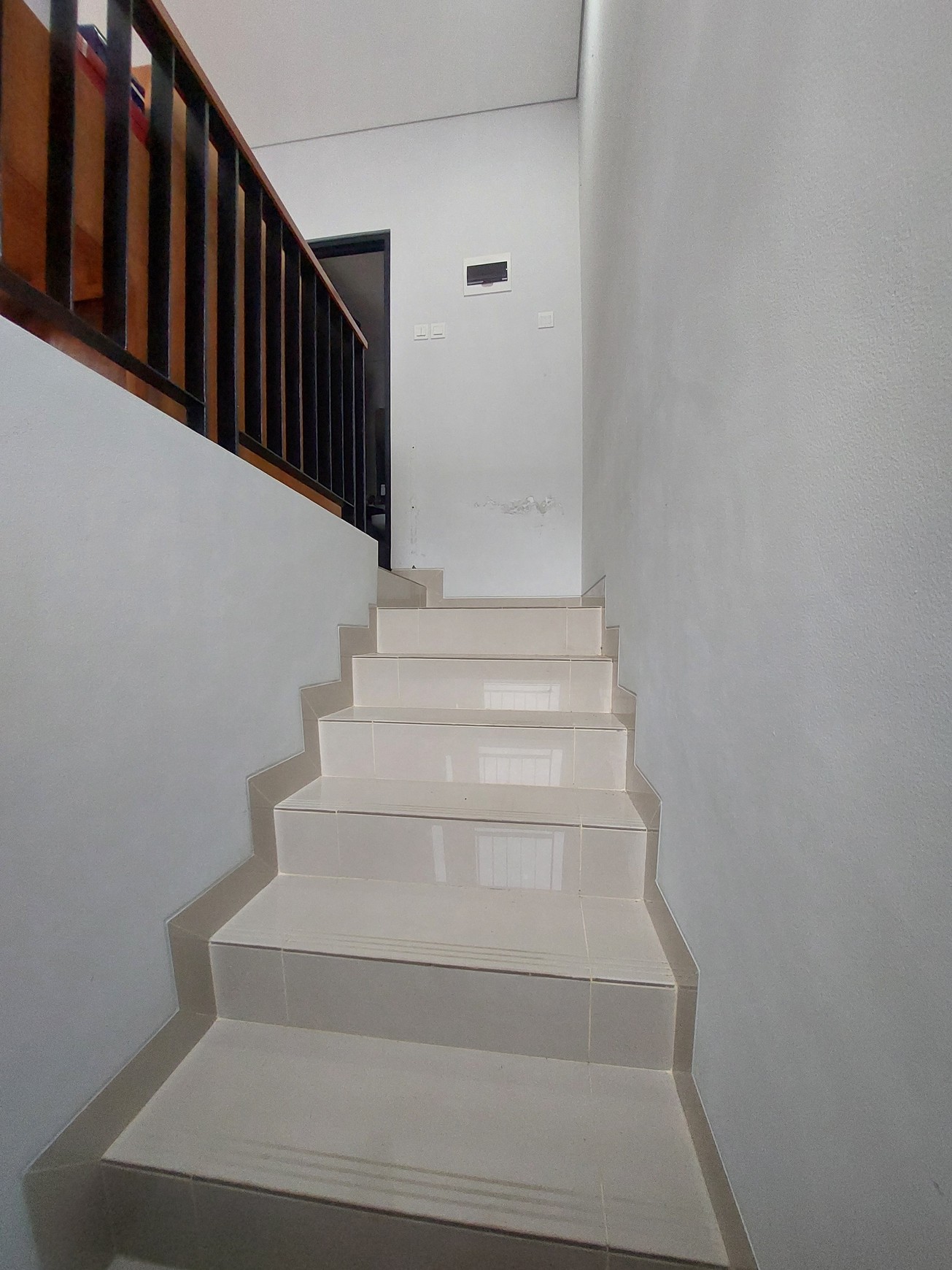 Rumah Hunian Exclusive dan Modern di kawasan Hijau Cimanggis Depok