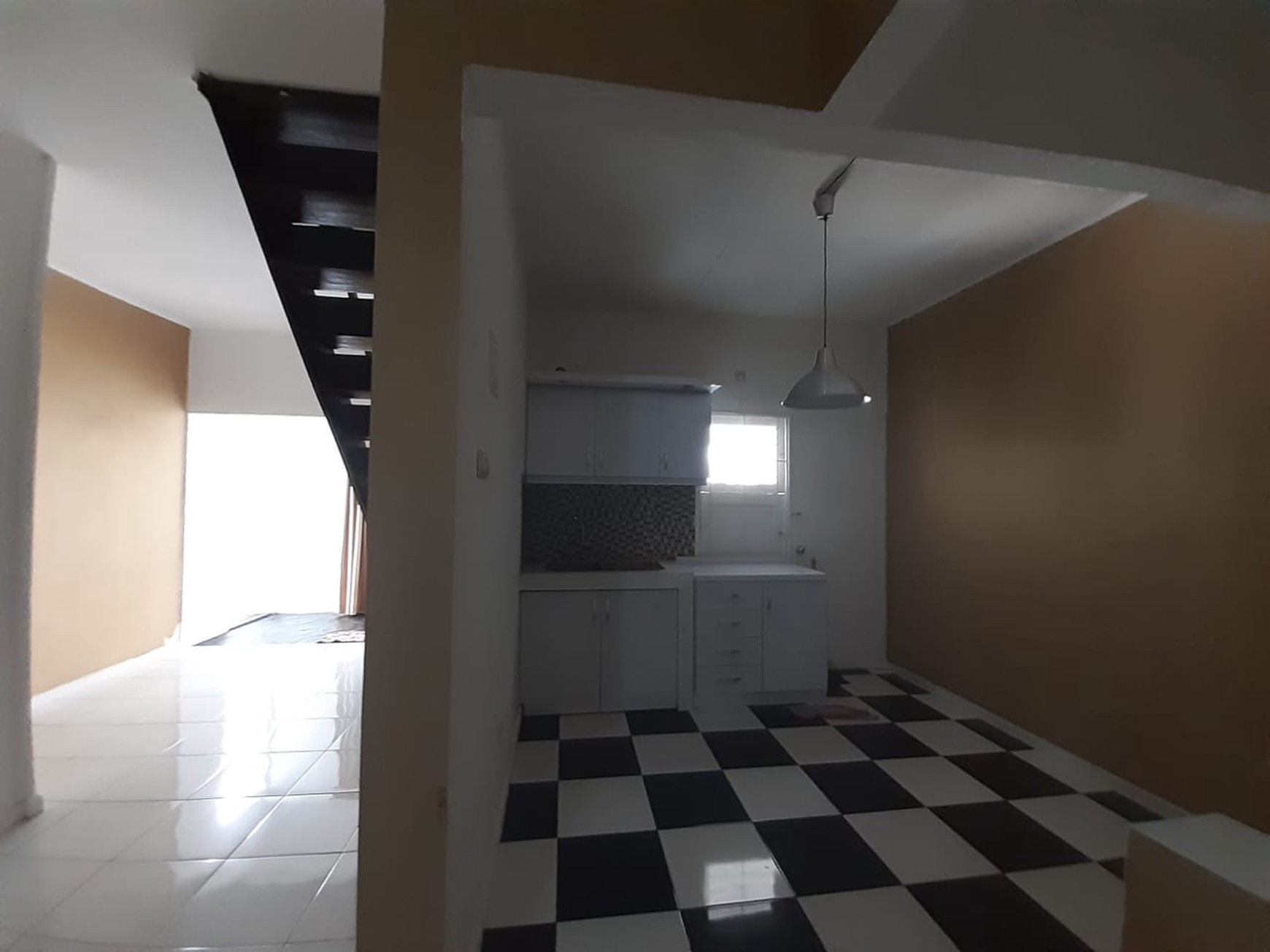 Rumah Minimalis di Bintaro sektro 9 Nyaman, Aman & Asri