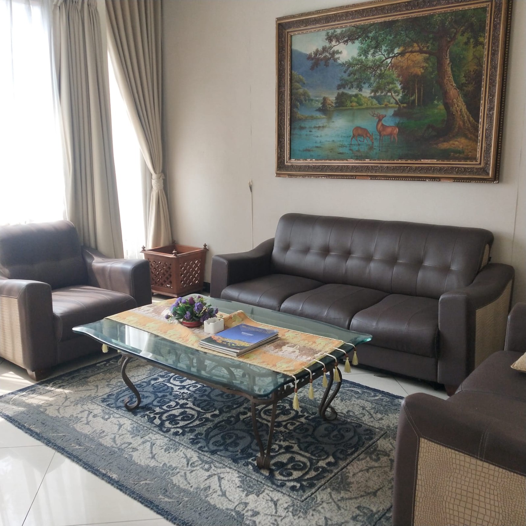 Di Sewakan Rumah Siap Huni, Lokasi Strategis di Menteng Jakarta Pusat