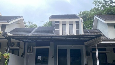 Rumah dalam cluster green hills estate ciputat